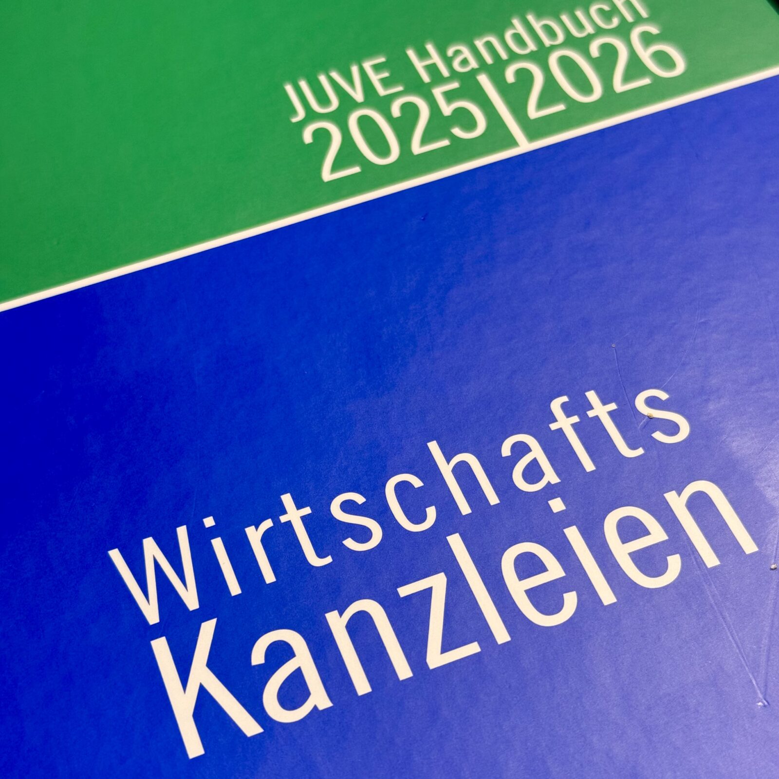 JUVE Handbuch Wirtschaftskanzleien 2025/2026